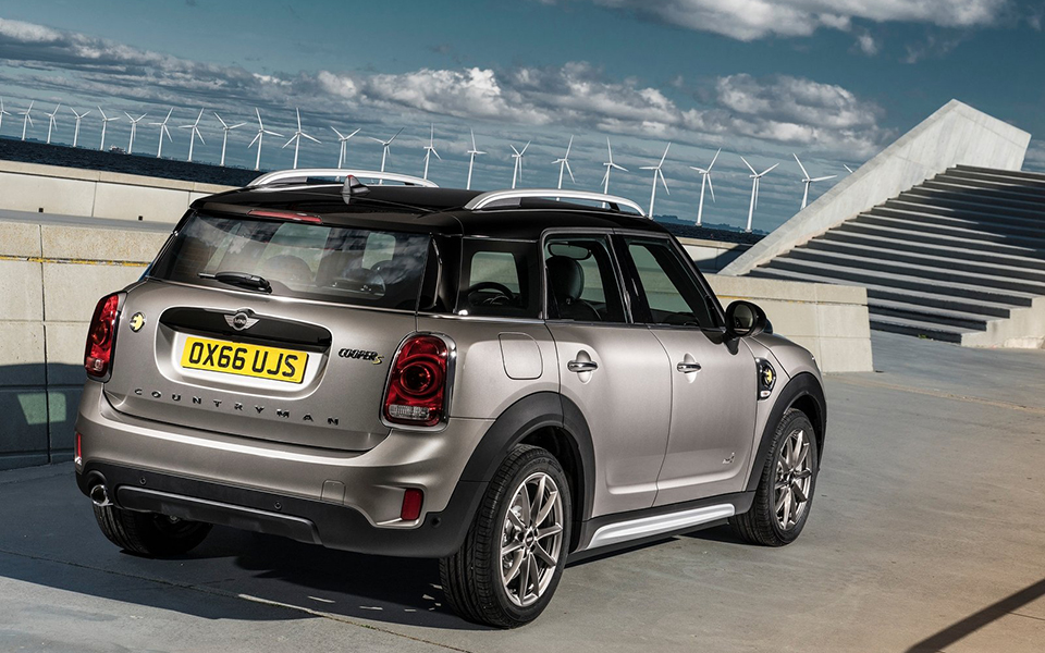 mini-countryman_plug-in_hybrid-2017-1600-0e