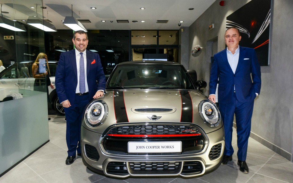 p90240420_highres_mini-grand-opening-a