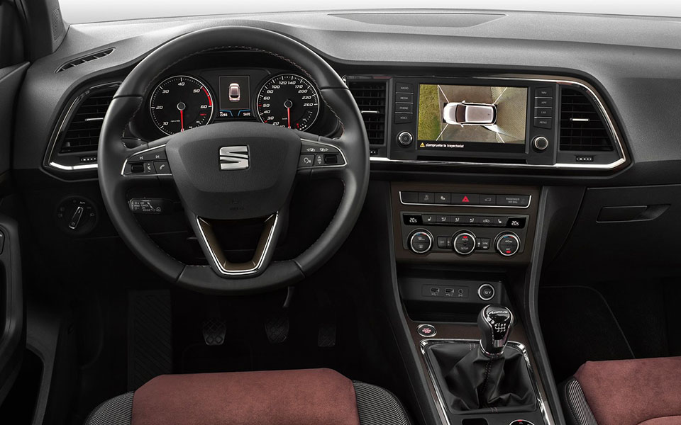seat-ateca-2017-1600-4e