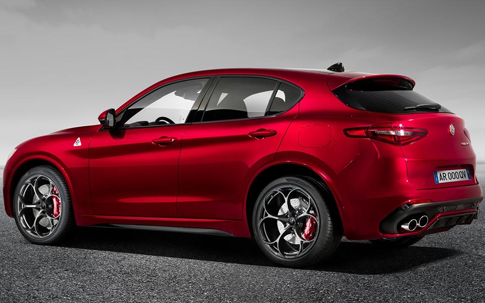 alfa_romeo-stelvio_quadrifoglio-2018-1600-0a