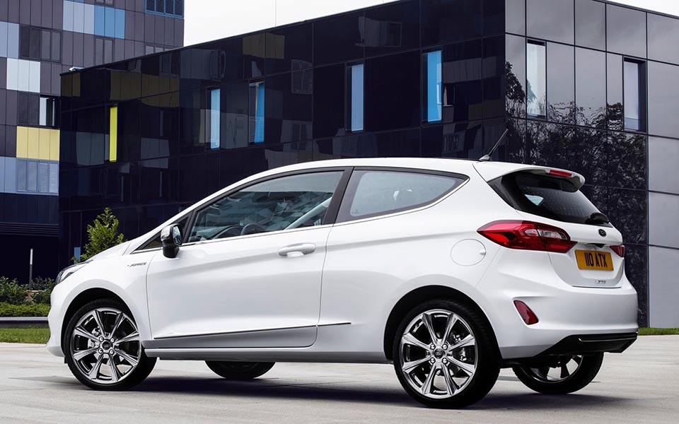 ford-fiesta-2017-1600-09