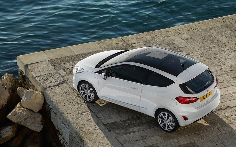 ford-fiesta-2017-1600-0b