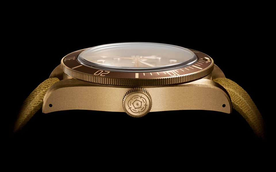 m79250bm-0000_brown_fabric_beige_det2_amb_xxl