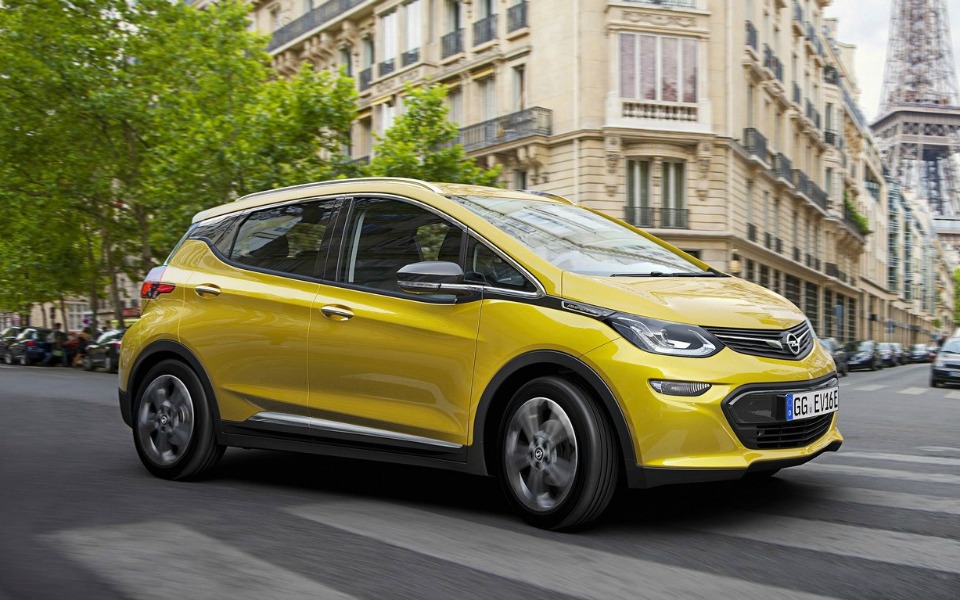 opel-ampera-e-2017-1600-04