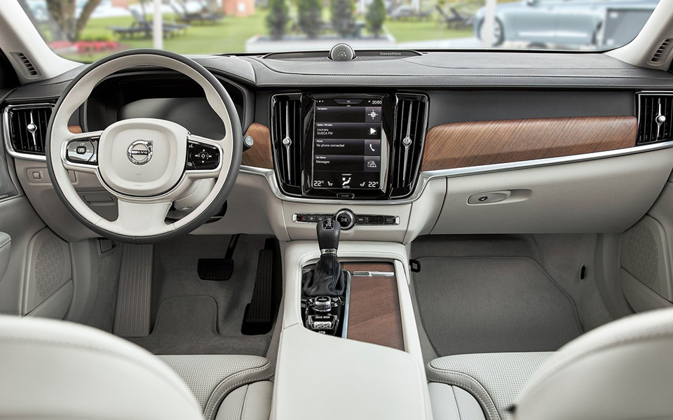 volvo-v90_estate-2017-1600-1c