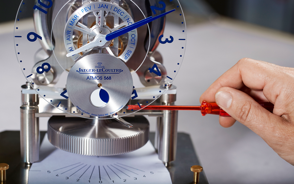 making-of-atmos-568-by-marc-newson-_-johannsauty---jaeger-lecoultre-9