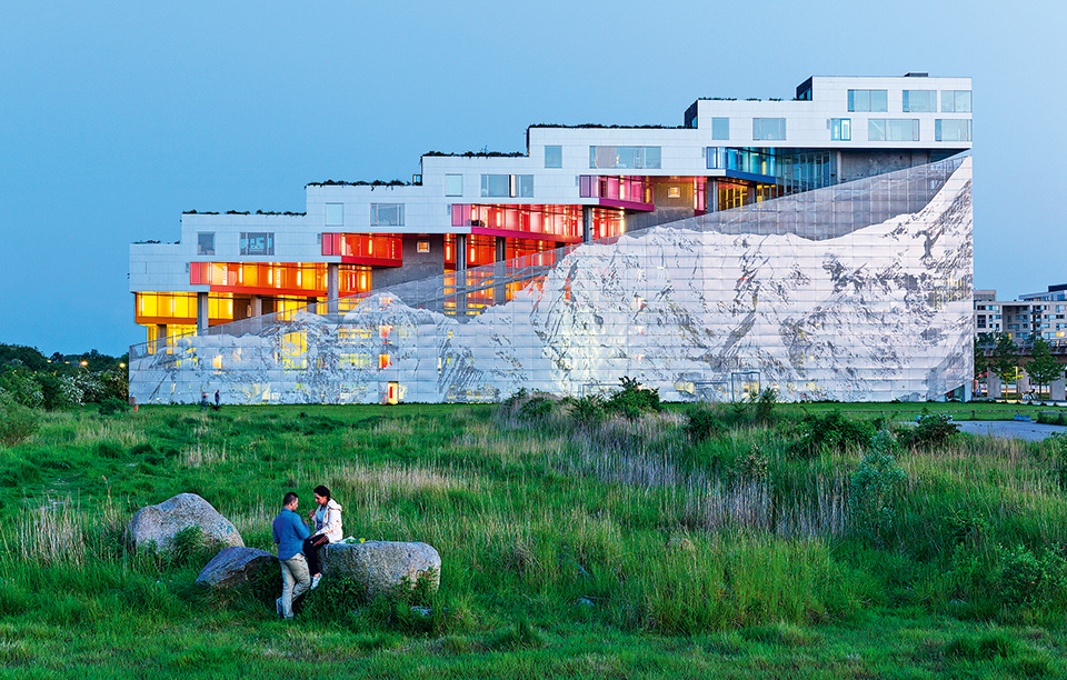 mtn_image-by-iwan-baan_01