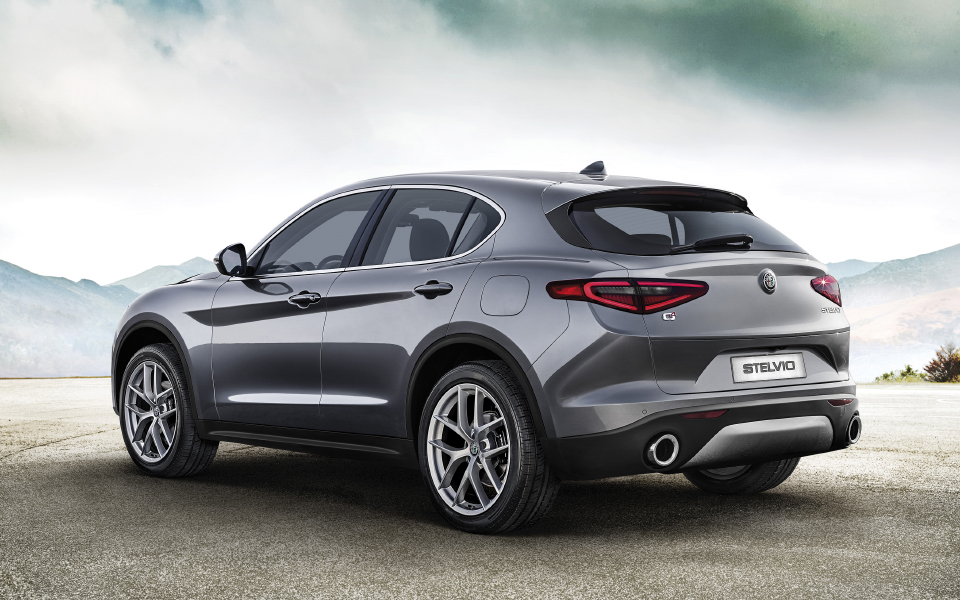 170117_alfa-romeo_stelvio_02_ok