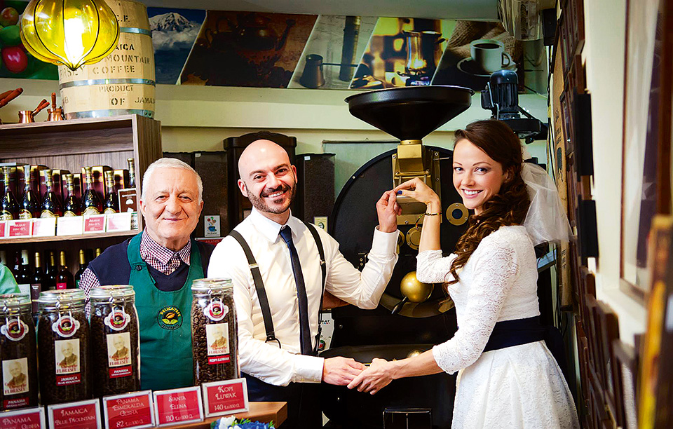 young-bride-and-groom-2016