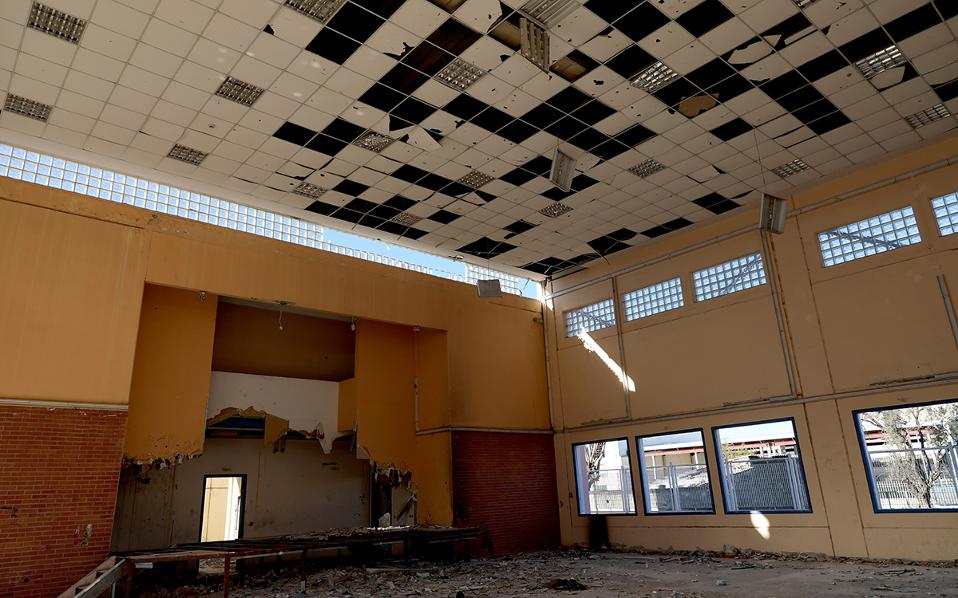 Η λεηλασία του σχολείου που δεν λειτούργησε ποτέ-7