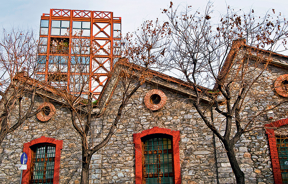 volos-k-adamakis-viomihanika-34