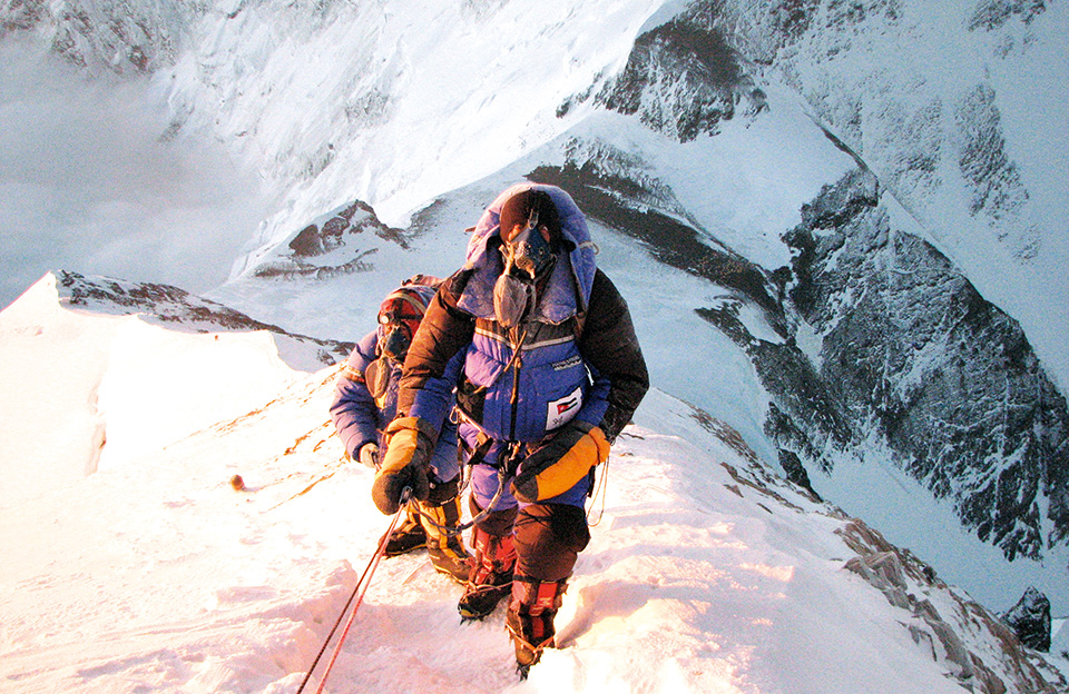 copy-of-everest-2008---summit-001