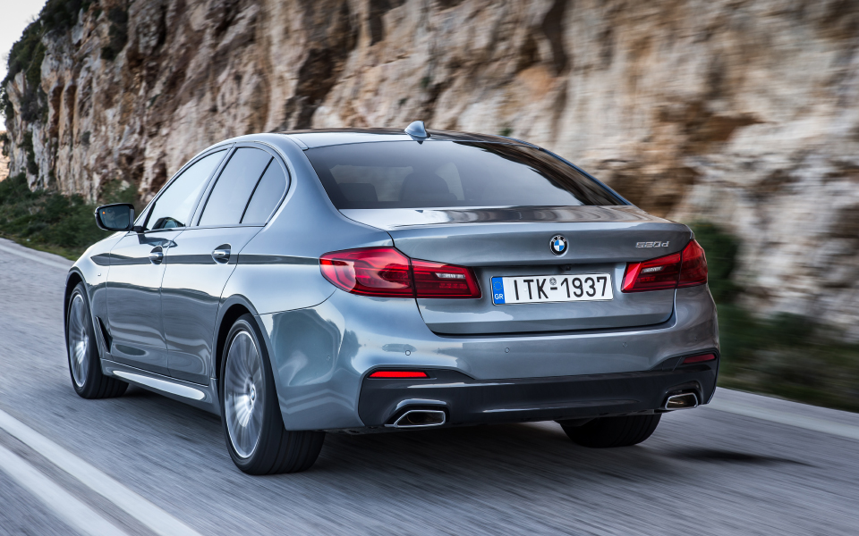 p90252640_highres_the-new-bmw-5-series