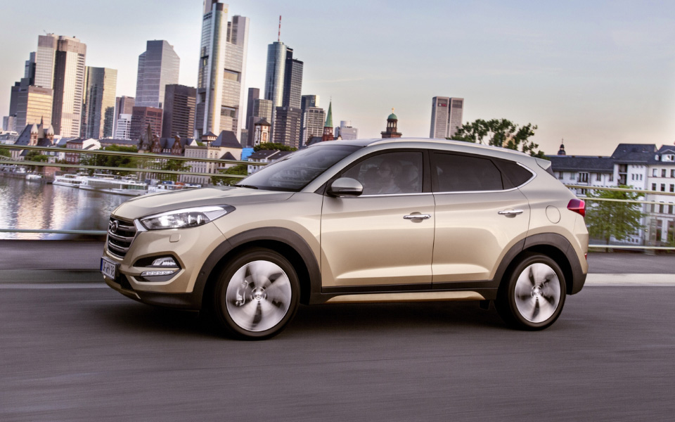 all-new-tucson-exterior-white-sand