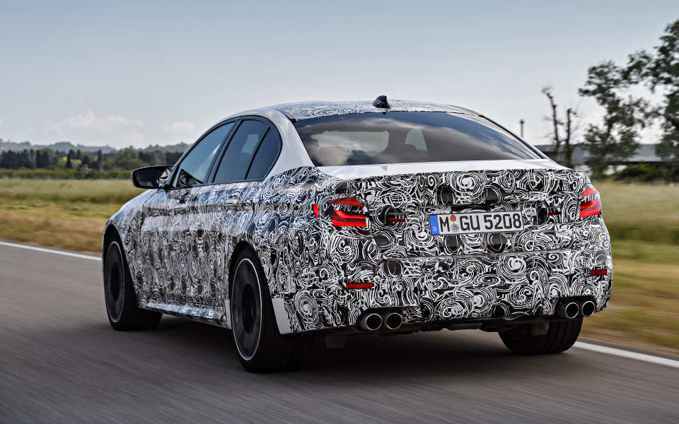 p90257515_highres_the-new-bmw-m5-with-