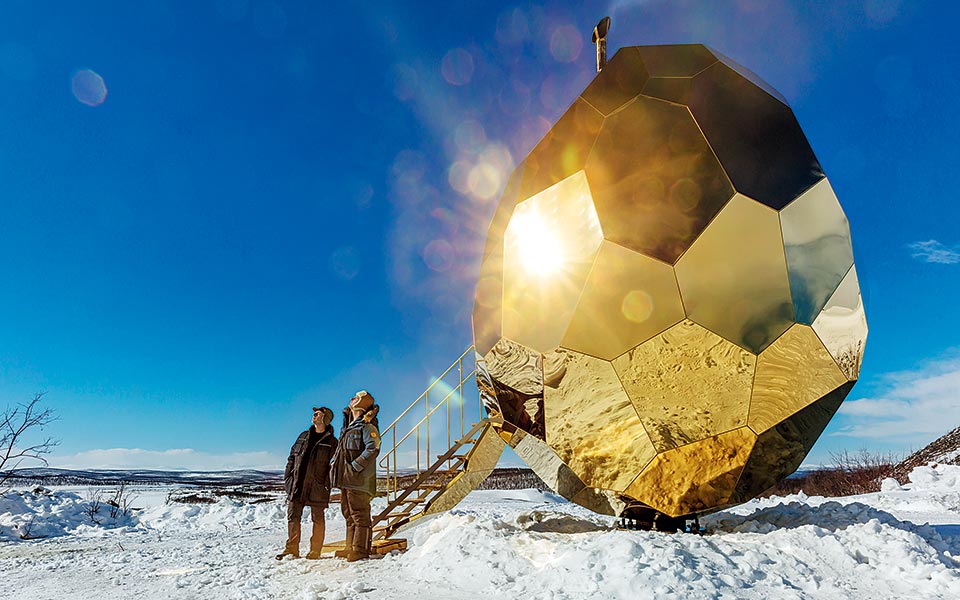 solaregg_bigert_bergtrom_blue_sky