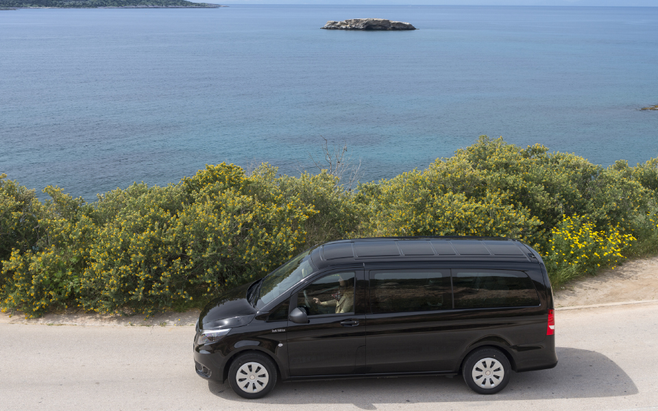 vito-tourer-dark_383