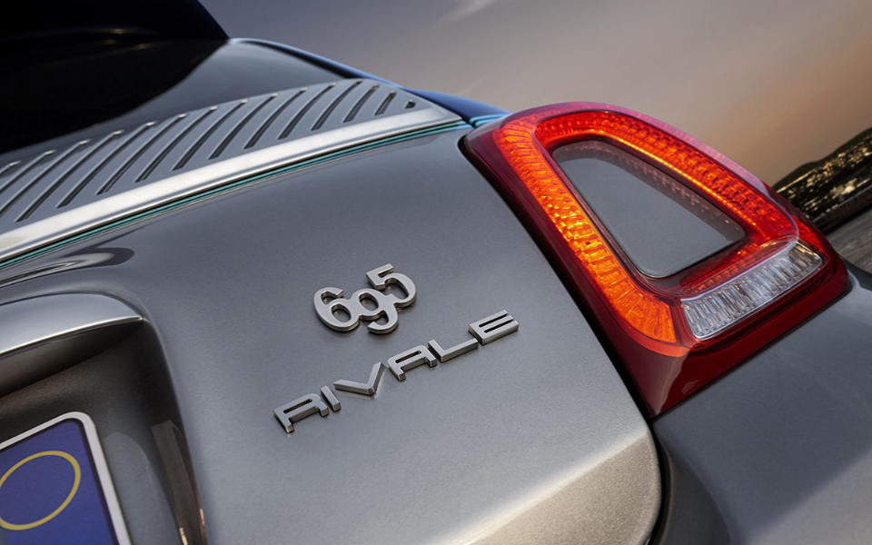 170612_abarth_695-rivale_03