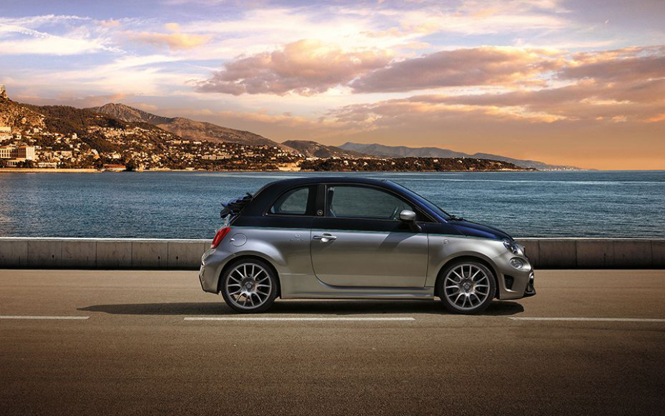 170612_abarth_695-rivale_05