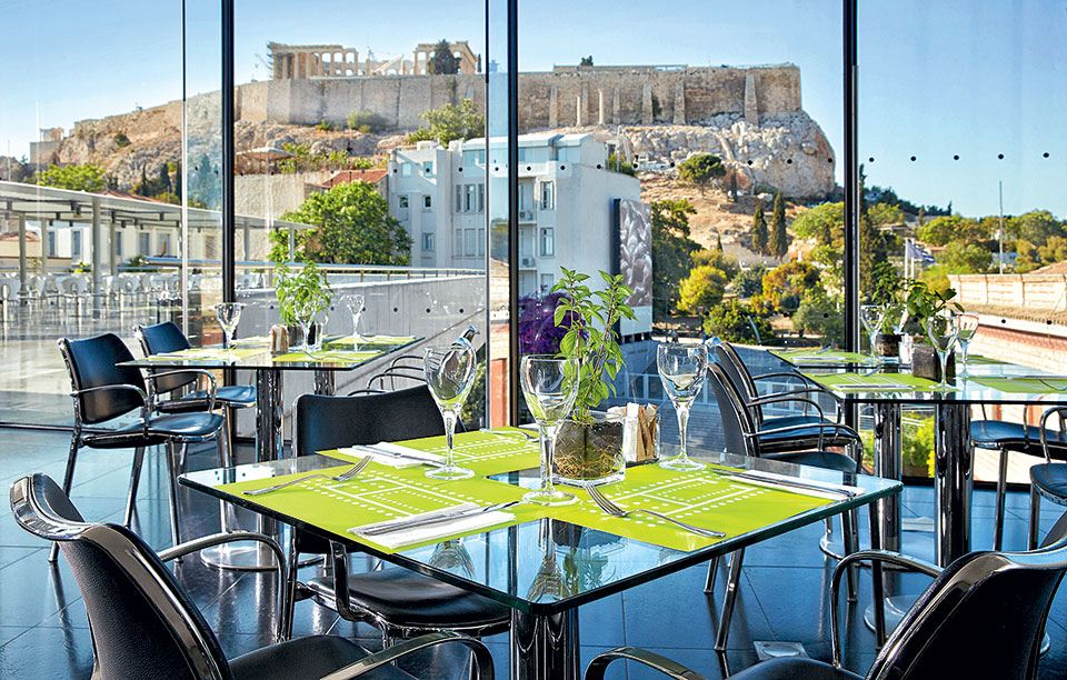 8ea-apo-to-estiatorio-toy-moyseioy--moyseio-akropolhs-fwtografia-giwrgos-vitsaropoylos