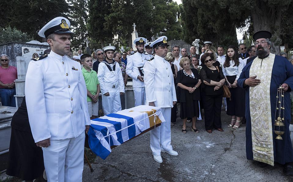 Αποχαιρετισμός σε έναν ήρωα…-3