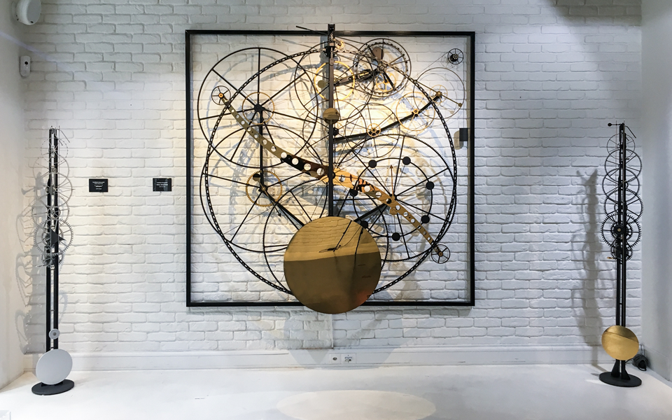 florian-schlumpf_tm2_wall-time-machine2_lres