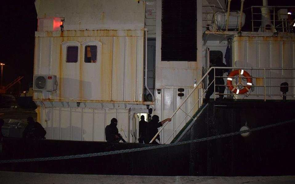 Επιθέσεις, ξυλοδαρμοί και βόμβες…-1