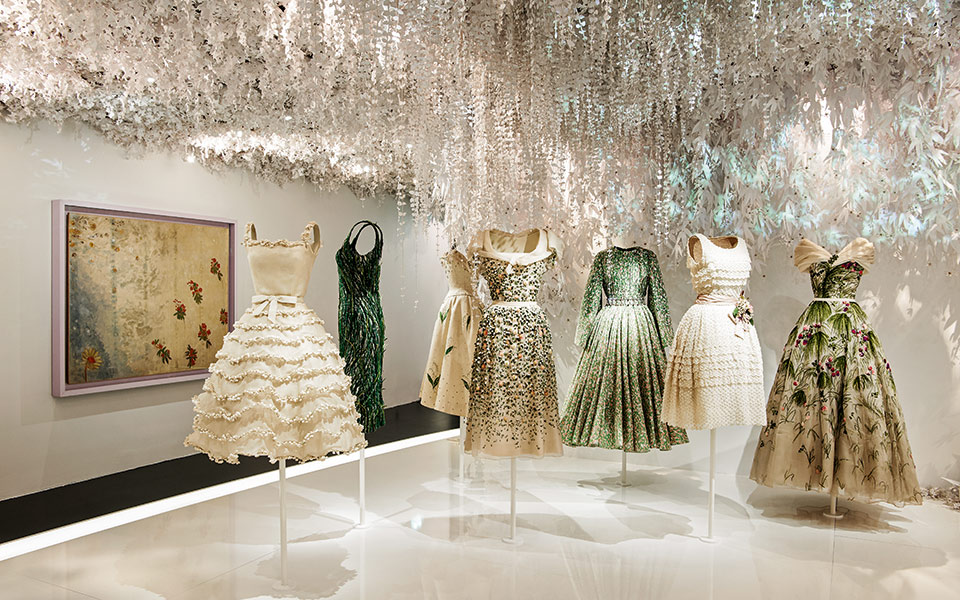 christian-dior_-designer-of-dreams_scenography-22---adrien-dirand