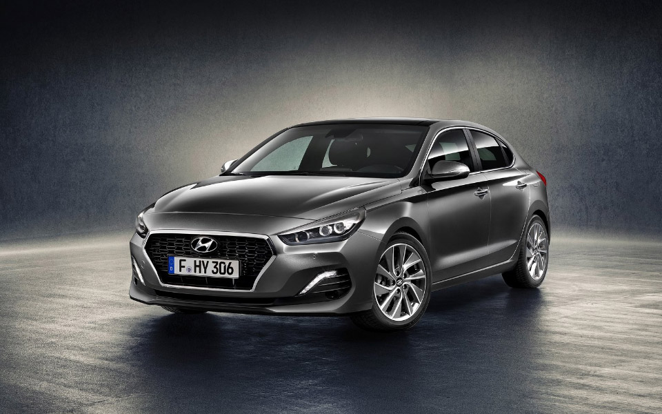 hyundai-i30_fastback-2018-1600-01