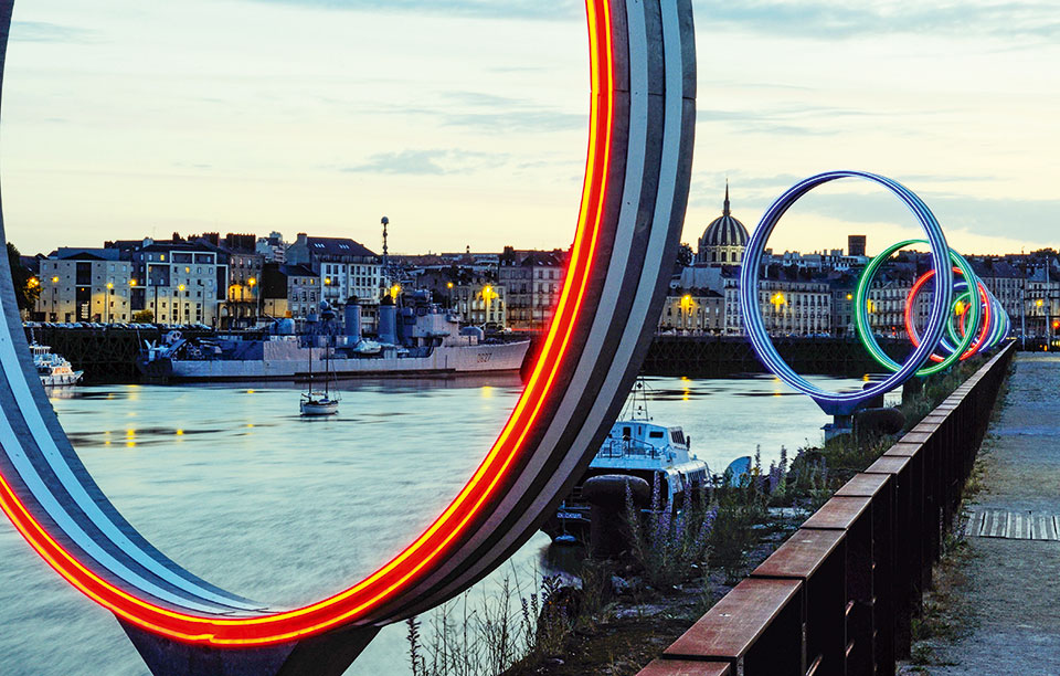 van-est-0712-bre-bur-002