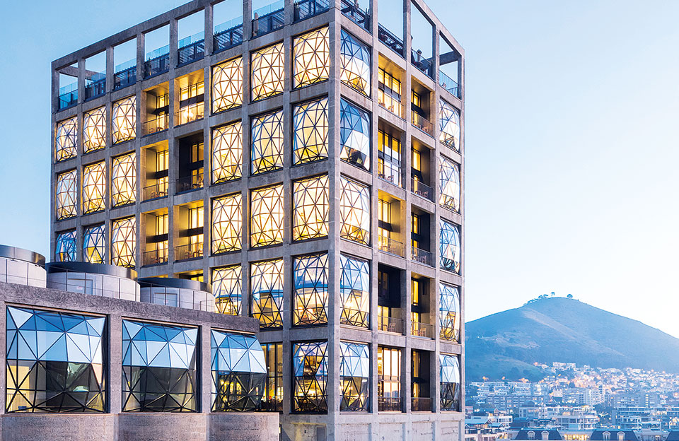 776_4__hr_zeitzmocaa_heatherwickstudio_credit_iwan-baan_exterior-at-dusk