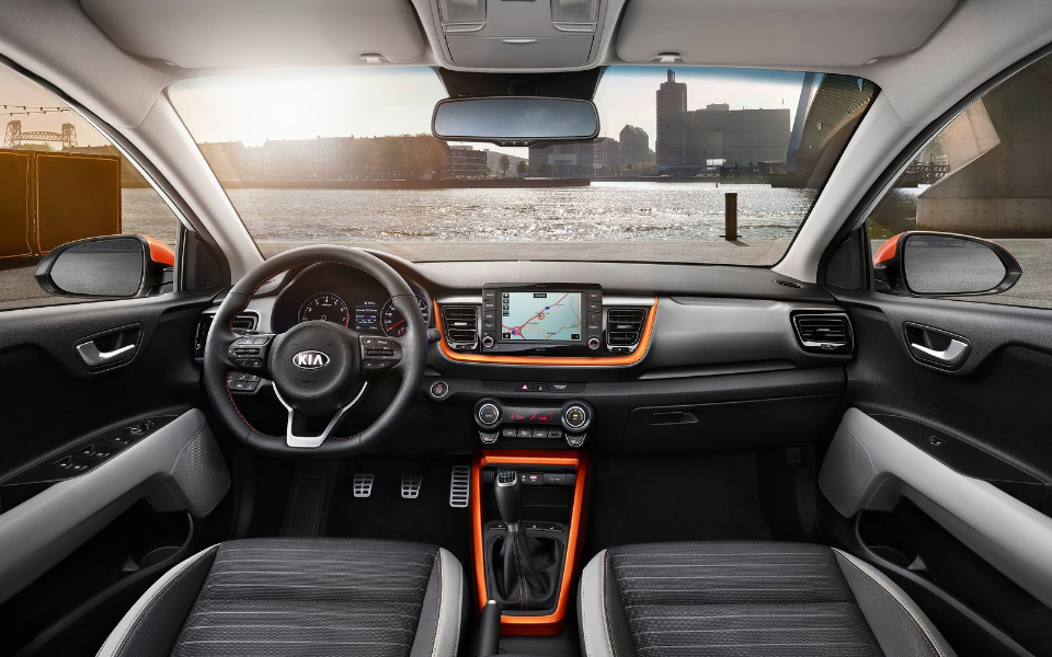 kia-stonic-2018-1600-07
