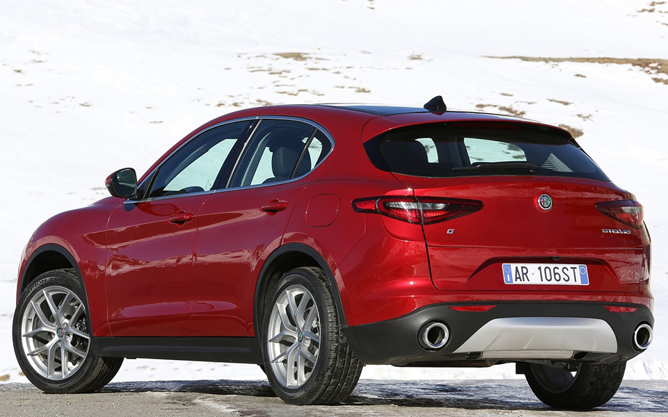 alfa_romeo-stelvio-2018-1600-57