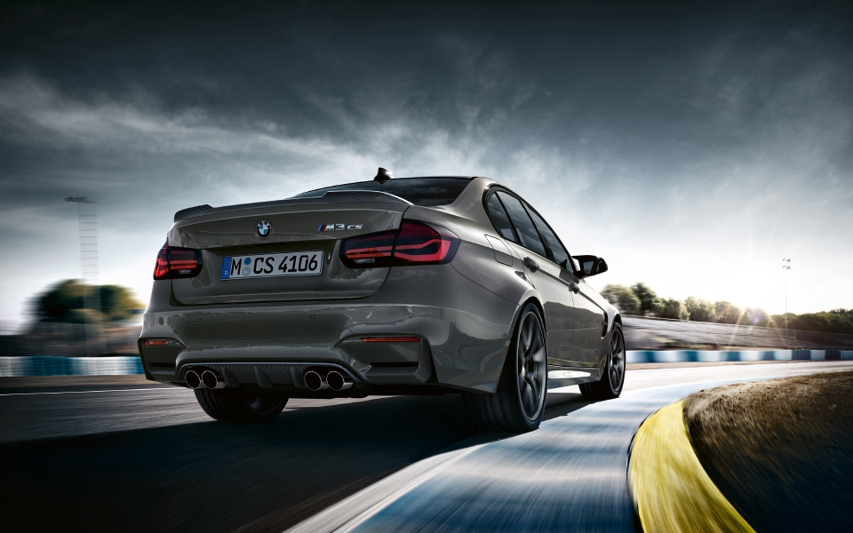 p90283540_highres_the-bmw-m3-cs