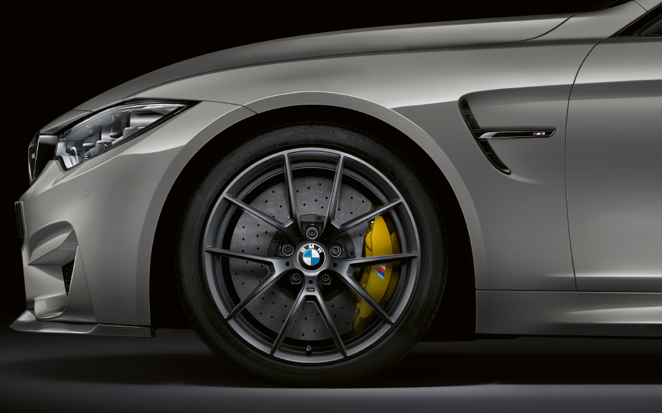 p90283549_highres_the-bmw-m3-cs