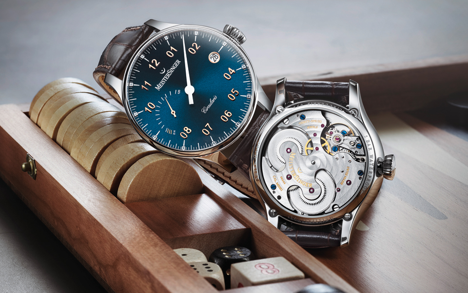 circularis-power-reserve-and-back_landscape