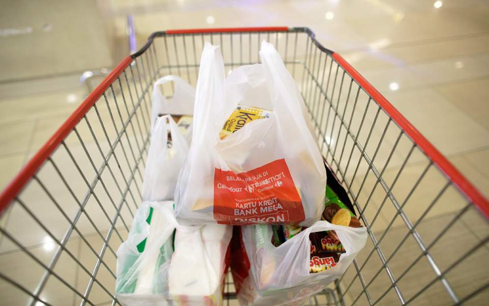 12s10plasticwast-thumb-large