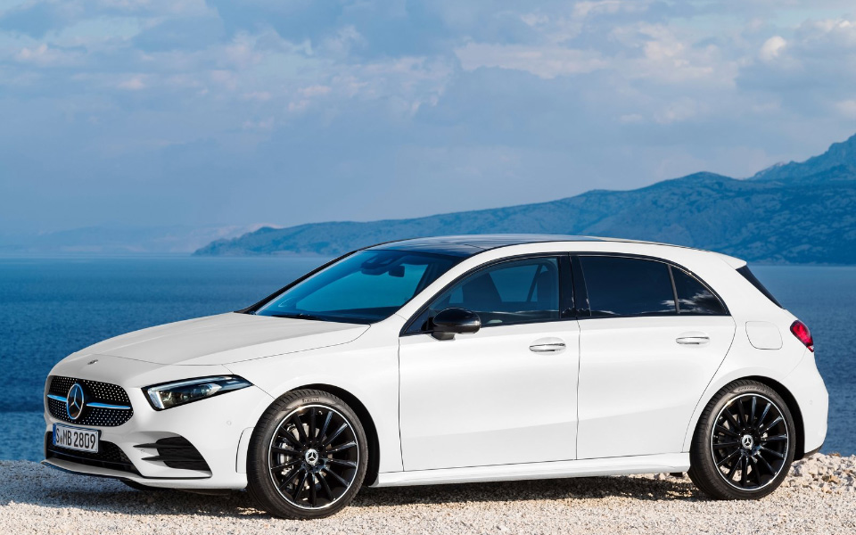 mercedes-benz-a-class-2019-1600-10