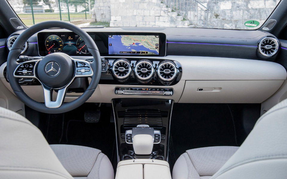 mercedes-benz-a-class-2019-1600-62