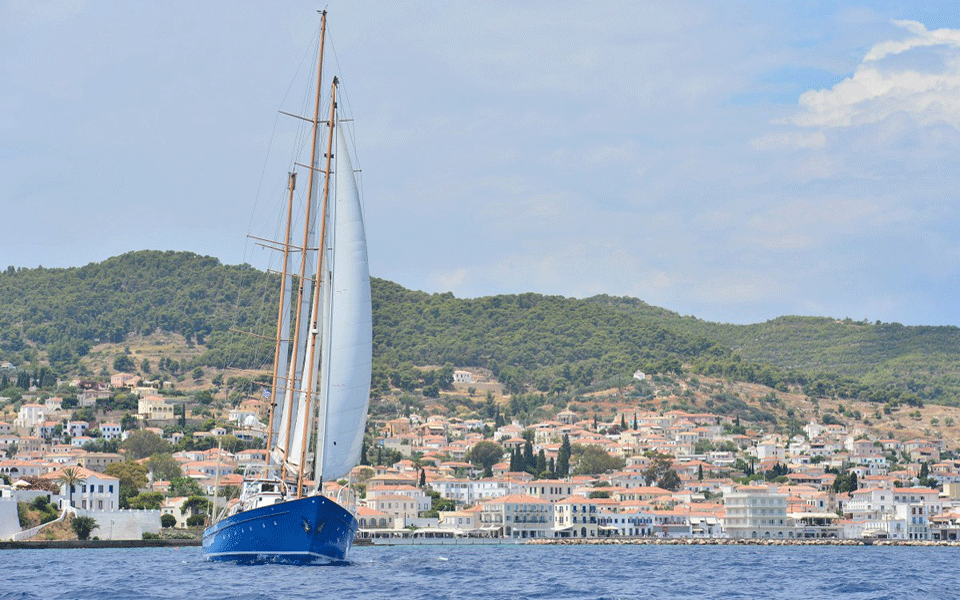 2018-spetses-classic-regatta_l-percival-960x600