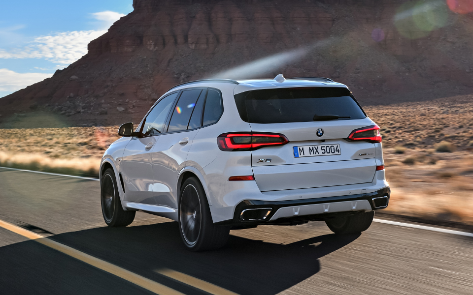 p90303992_highres_the-all-new-bmw-x5-0