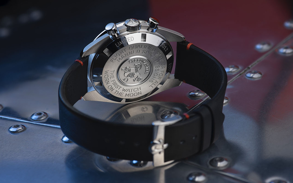 omega-speedy-tuesday-ultraman-back