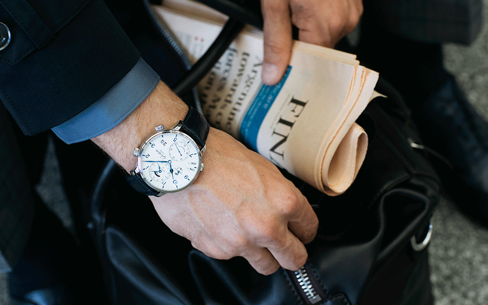 senator_cosmopolite_intelligent_travel_companion_1