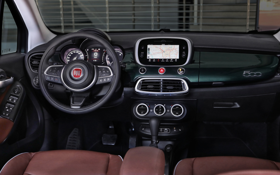 180828_fiat_new-500x-interni_03
