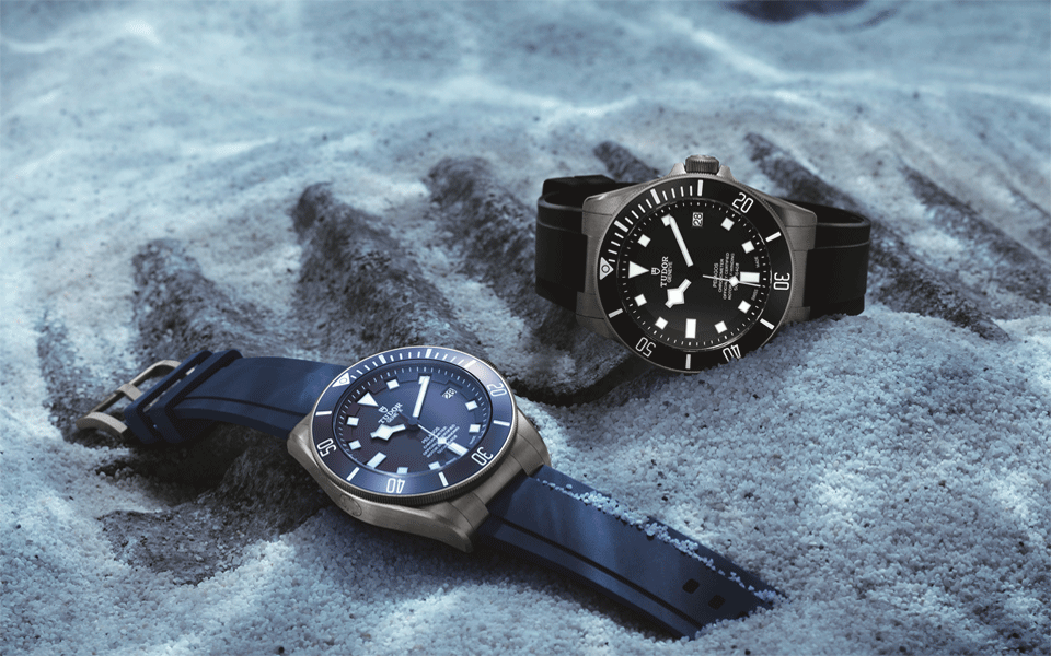 25600tb-tudor-pelagos-pair-sand