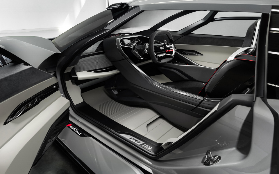 audi-pb18-e-tron_driving-position-center