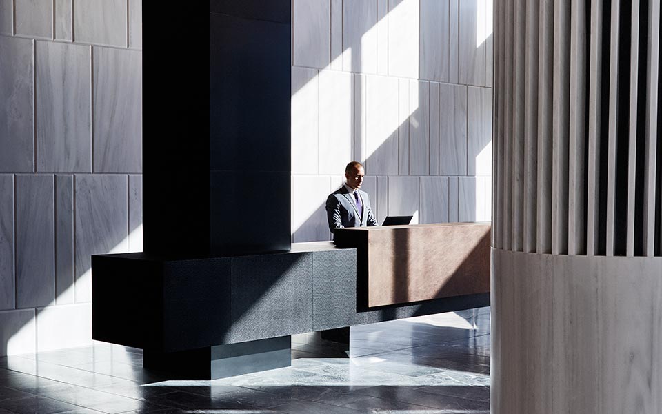 s004_lobby_3_040_rt
