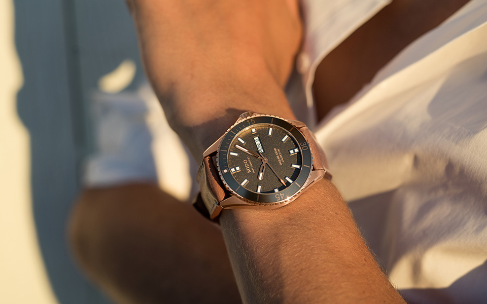 mido-ocean-star-hands-on-m02643036091