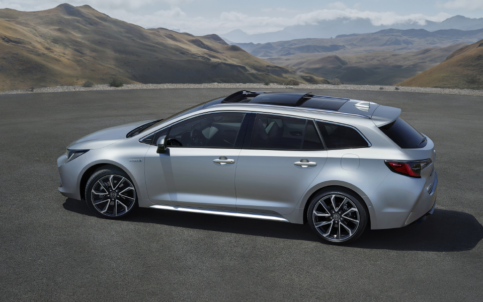 ts_high-rear_v9_lr_rgb