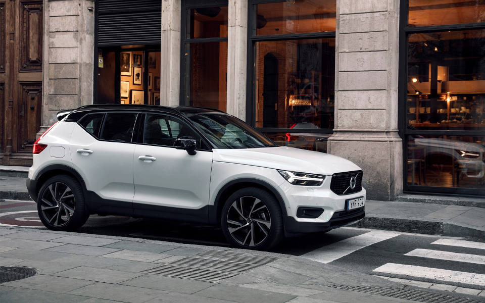 216716_new_volvo_xc40_-_exterior-1
